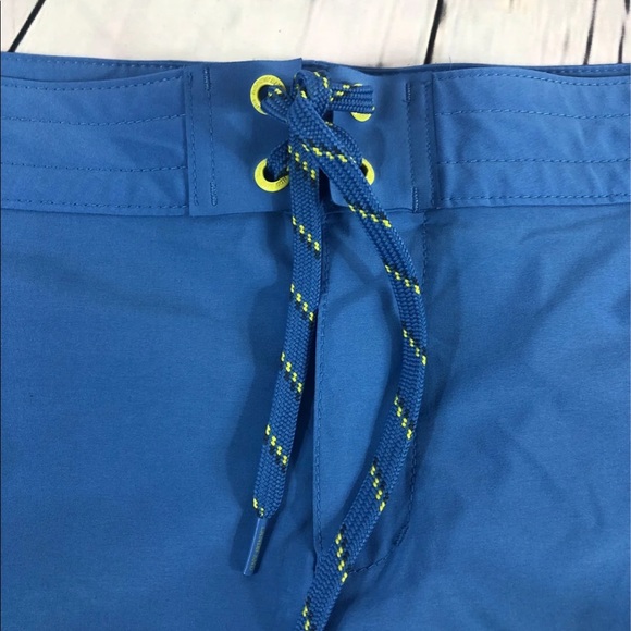 Lands End Womens Blue Yellow Board Swim shorts
Size 12 - Picture 4 of 12